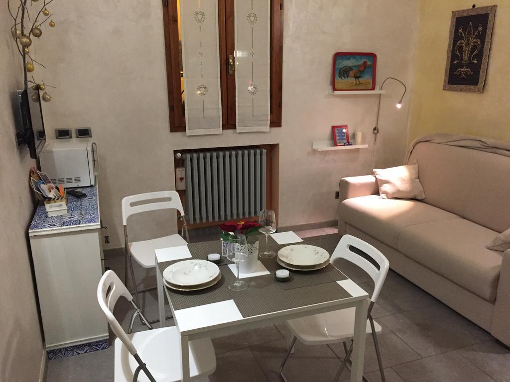 Apartment Garden In Florence